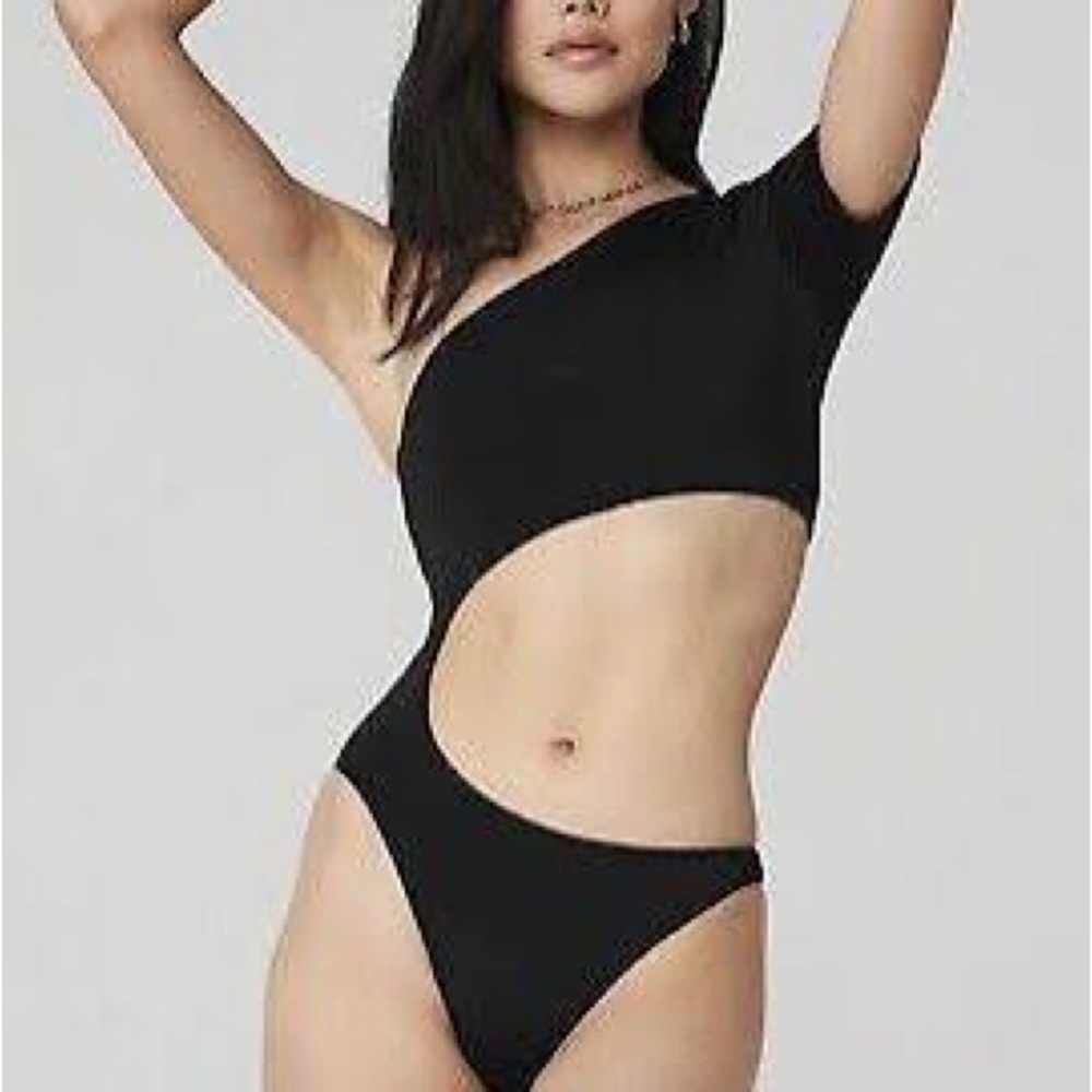 Alo Yoga Body Wave One Piece - Picture 4 of 6